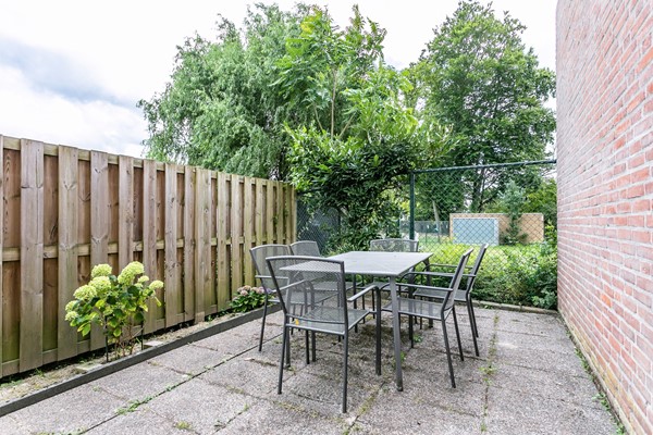 Foto - Verkocht onder voorbehoud: Appartement op 1e etage , 1 slaapkamer, balkon, duurzame VVE plus garage. Centraal gelegen nabij alle verbindingswegen.
